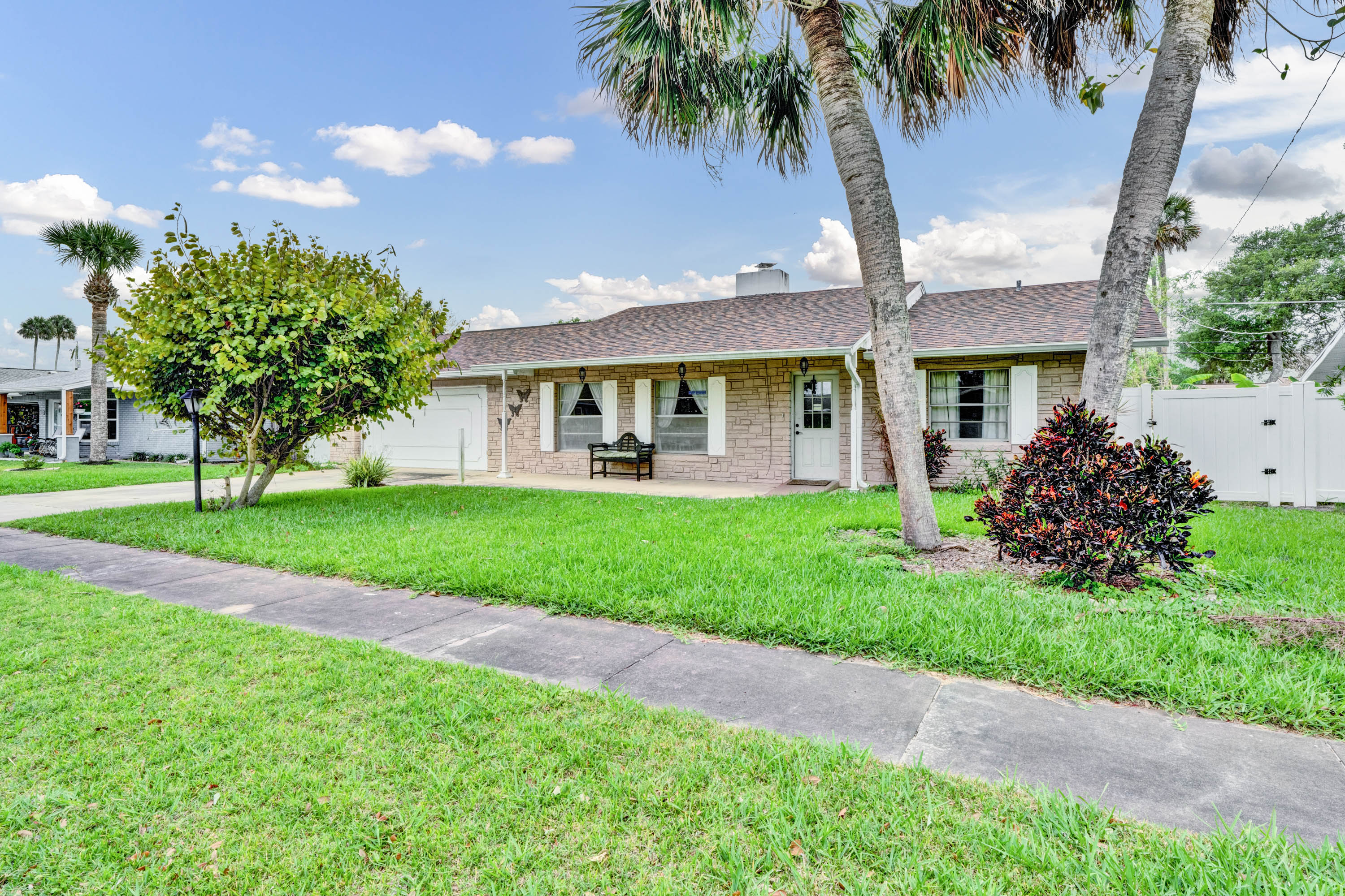 1312 mardrake road daytona beach fl 32114 03 Copy Copy